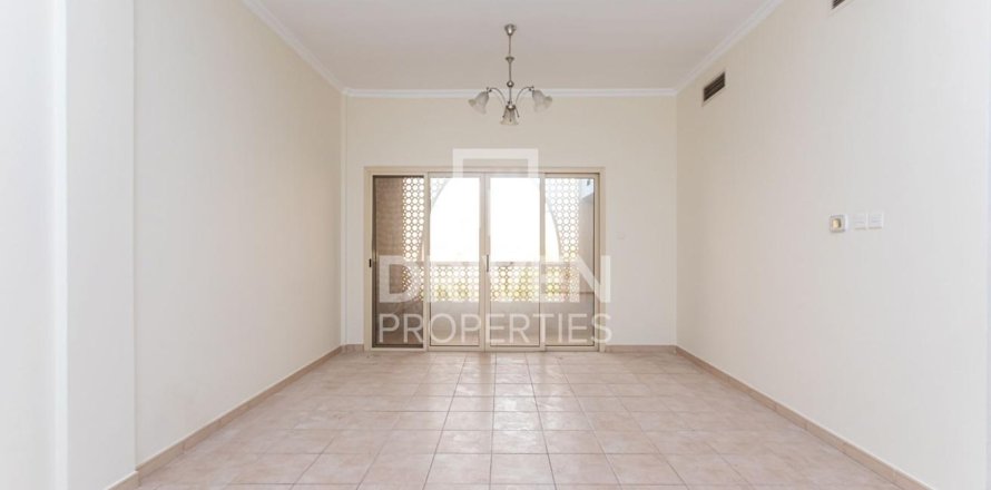 Bâtiment à Dubai Investment Park, Dubai, 1005.68 m², № 127588