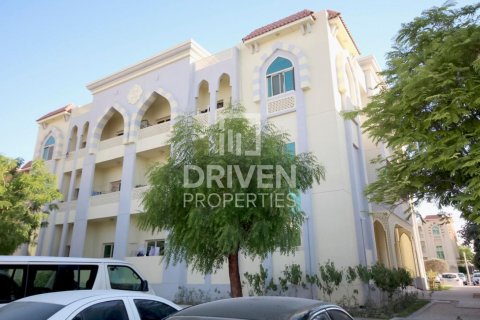 Bâtiment à Dubai Investment Park, Dubai, 1005.68 m², № 127586 - photo 9