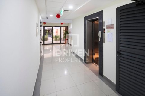 Bâtiment à Dubai Investment Park, Dubai, 1005.68 m², № 127586 - photo 6