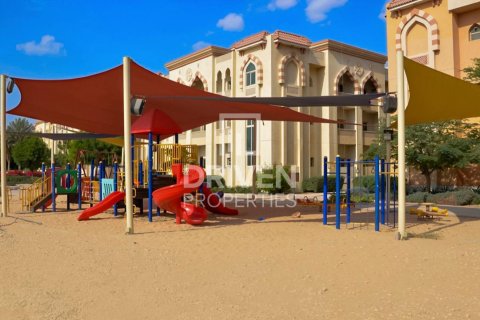 Bâtiment à Dubai Investment Park, Dubai, 1005.68 m², № 127586 - photo 11