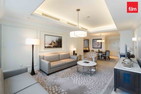 Apartment in Downtown Dubai (Downtown Burj Dubai), Dubai 1 bedroom, 75.6 sq.m. № 17246 - photo 2
