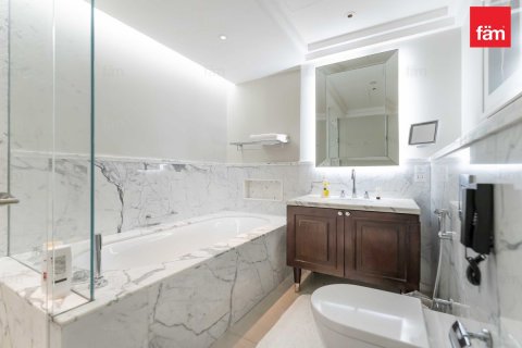 Apartment in Downtown Dubai (Downtown Burj Dubai), Dubai 1 bedroom, 75.6 sq.m. № 17246 - photo 13