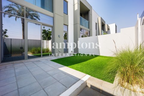 Снять в аренду таунхаус в Ruba, Arabian Ranches 3, Дубай: 3 спальни, 144.83577700м², № 99704 - фото 12
