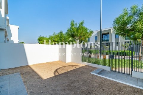 Снять в аренду таунхаус в Ruba, Arabian Ranches 3, Дубай: 3 спальни, 144.83577700м², № 99704 - фото 5