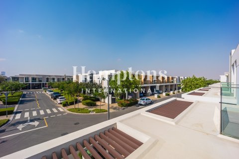 Снять в аренду таунхаус в Ruba, Arabian Ranches 3, Дубай: 3 спальни, 144.83577700м², № 99704 - фото 4