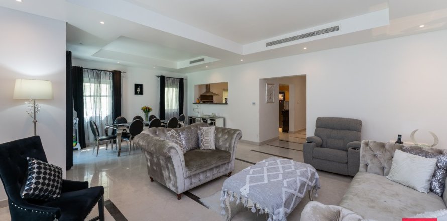 Adosado en Al Furjan, Dubai, 3 dormitorios, 224 m², № 47971