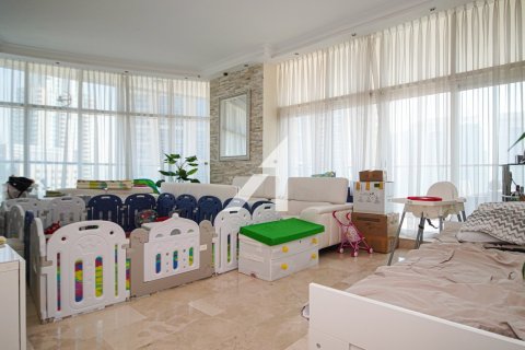 Снять в аренду квартиру в Дубай Марине, Дубай: 2 спальни, 153.6м², № 47988 - фото 15