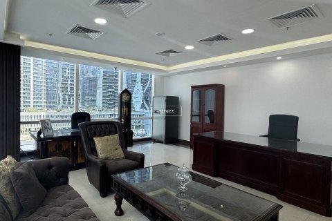 Снять в аренду офис в Бизнес-Бэе, Дубай: 60.8м², № 47997 - фото 6