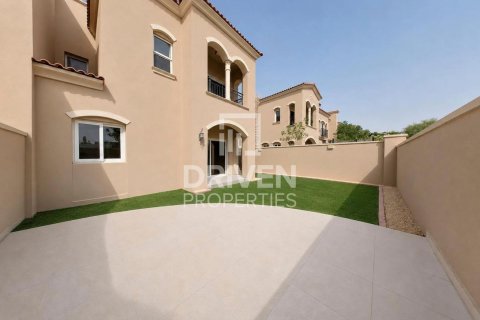 Villa in Casa Dora, Serena, Dubai 3 bedrooms, 313.18 sq.m. № 126720 - photo 24