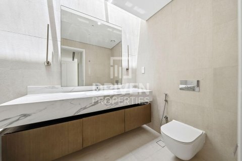 Townhouse in Nad Al Sheba 1, Nadd Al Sheba, Dubai 3 bedrooms, 185.62 sq.m. № 129666 - photo 5