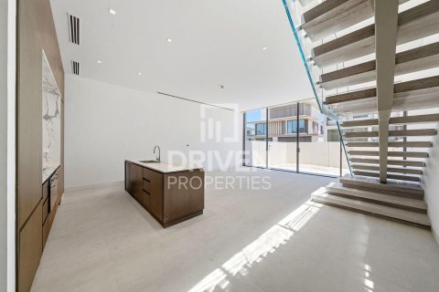 Townhouse in Nad Al Sheba 1, Nadd Al Sheba, Dubai 3 bedrooms, 185.62 sq.m. № 129666 - photo 17