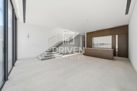 Townhouse in Nad Al Sheba 1, Nadd Al Sheba, Dubai 3 bedrooms, 185.62 sq.m. № 129666 - photo 18