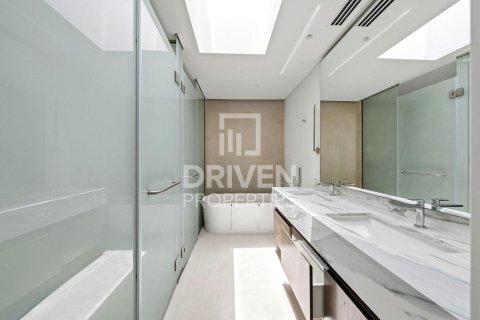 Townhouse in Nad Al Sheba 1, Nadd Al Sheba, Dubai 3 bedrooms, 185.62 sq.m. № 129666 - photo 6