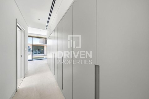 Townhouse in Nad Al Sheba 1, Nadd Al Sheba, Dubai 3 bedrooms, 185.62 sq.m. № 129666 - photo 10