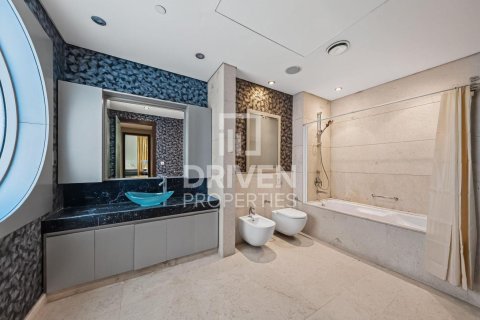 Apartment in Dubai Marina, Dubai 4 bedrooms, 586.03 sq.m. № 129665 - photo 28