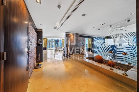 Apartment in Dubai Marina, Dubai 4 bedrooms, 586.03 sq.m. № 129665