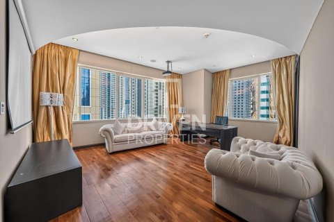 Apartment in Dubai Marina, Dubai 4 bedrooms, 586.03 sq.m. № 129665 - photo 18