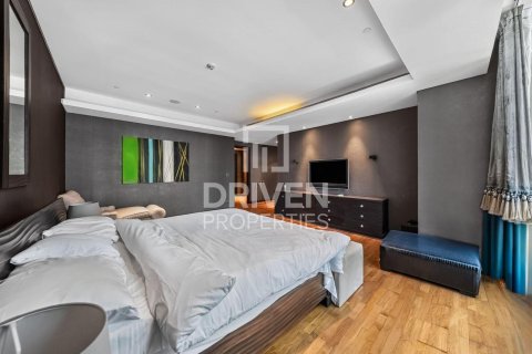 Apartment in Dubai Marina, Dubai 4 bedrooms, 586.03 sq.m. № 129665 - photo 9