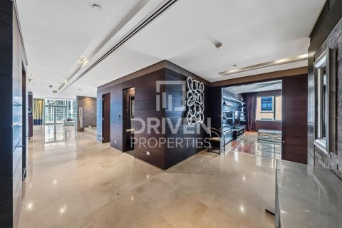 Apartment in Dubai Marina, Dubai 4 bedrooms, 586.03 sq.m. № 129665 - photo 27