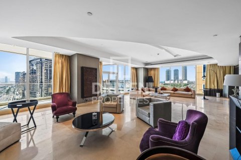 Apartment in Dubai Marina, Dubai 4 bedrooms, 586.03 sq.m. № 129665 - photo 23