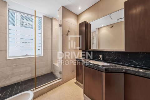 Apartment in Dubai Marina, Dubai 4 bedrooms, 586.03 sq.m. № 129665 - photo 29