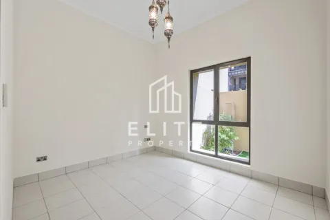 Apartamento en Reehan, Old Town, Dubai, 2 dormitorios, 282 m², № 85603 - foto 4