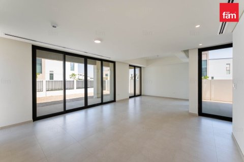 Villa in Dubai 4 bedrooms, 435.4 sq.m. № 58838 - photo 1
