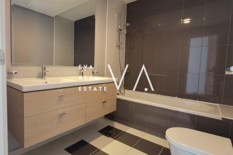 Снять в аренду квартиру в DAMAC Hills (Akoya by DAMAC), Дубай: 3 спальни, 193.14м², № 52717 - фото 16