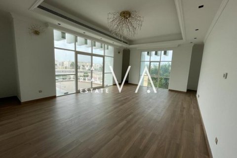 Villa in Jumeirah, Dubai 6 bedrooms, 958.45 sq.m. № 52712 - photo 23