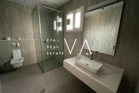 Villa in Jumeirah, Dubai 6 bedrooms, 958.45 sq.m. № 52712 - photo 19