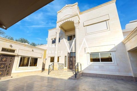 Villa in Meydan, Dubai 5 bedrooms, 1140.9 sq.m. № 52715 - photo 5