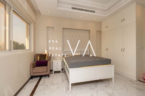 Villa in Meydan, Dubai 5 bedrooms, 1140.9 sq.m. № 52715 - photo 2