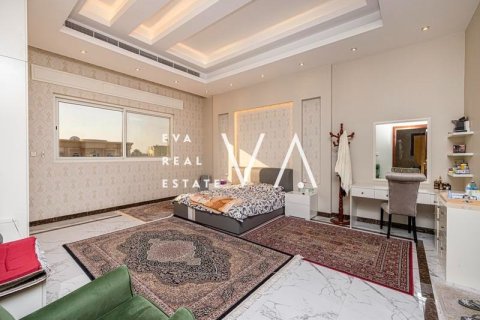 Villa in Meydan, Dubai 5 bedrooms, 1140.9 sq.m. № 52715 - photo 18