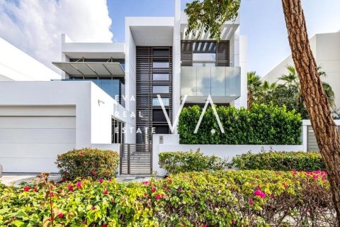 Villa à Meydan, Dubai, 5 chambres, 799.22 m², № 52695 - photo 1