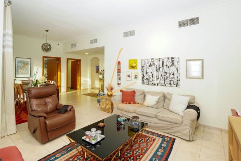 Apartment in Green Community, Dubai 2 bedrooms, 179 sq.m. № 114198 - photo 20