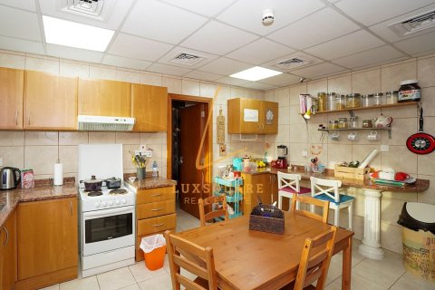 Apartment in Green Community, Dubai 2 bedrooms, 179 sq.m. № 114198 - photo 13