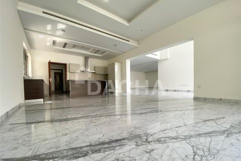 Villa à Dubai, 5 chambres, 831.7 m², № 3409 - photo 22