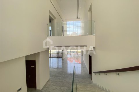 Villa à Dubai, 5 chambres, 831.7 m², № 3409 - photo 18