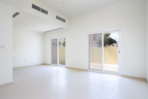 Снять в аренду таунхаус в Villanova, Dubai Land, Дубай: 3 спальни, 178.37м², № 1156 - фото 10