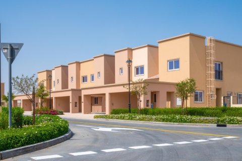 Снять в аренду таунхаус в Villanova, Dubai Land, Дубай: 3 спальни, 178.37м², № 1156 - фото 9