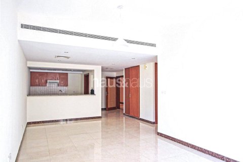 Apartamento en Greens, Dubai, 2 dormitorios, 105 m², № 43499 - foto 1