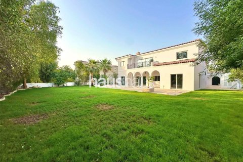 Купить виллу в Дубай Инвестмент Парке, Дубай: 5 спален, 577м², № 43488 - фото 24