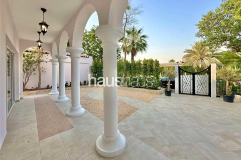 Купить виллу в Дубай Инвестмент Парке, Дубай: 5 спален, 577м², № 43488 - фото 22