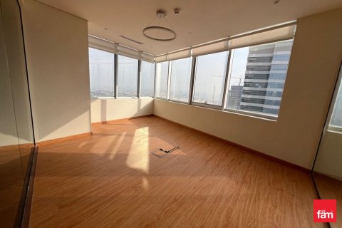 Bureau à Dubai, 117.7 m², № 53410 - photo 6