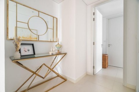 Apartment in Dubai 2 bedrooms, 153.7 sq.m. № 53409 - photo 7