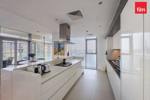 Apartment in Dubai 2 bedrooms, 153.7 sq.m. № 53409 - photo 10