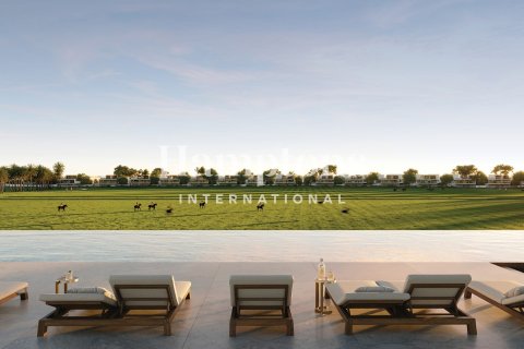 Villa in Dubai 5 bedrooms, 802.21740500 sq.m. № 85216 - photo 8