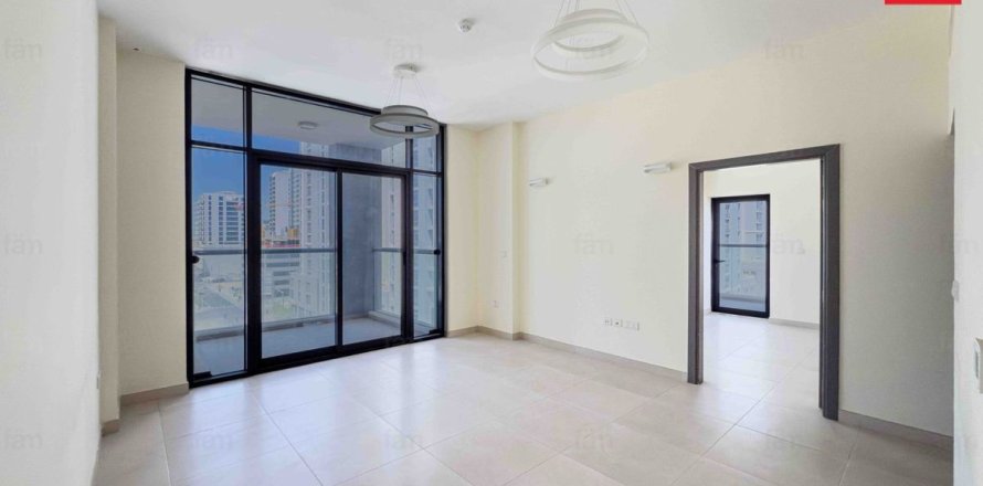 Квартира в Дубае, 1 спальня, 74.6м², № 13948