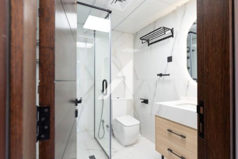 Villa en Diamond Views, Jumeirah Village Circle, Dubai, 5 dormitorios, 285.4 m², № 11823 - foto 17