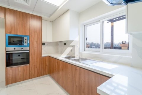 Villa en Diamond Views, Jumeirah Village Circle, Dubai, 5 dormitorios, 285.4 m², № 11823 - foto 12